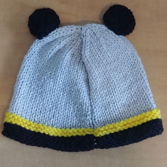 2 Handmade Superhero Batman Spiderman Knit Beanie Skull Cap 12 -18 month lot - Picture 4 of 13